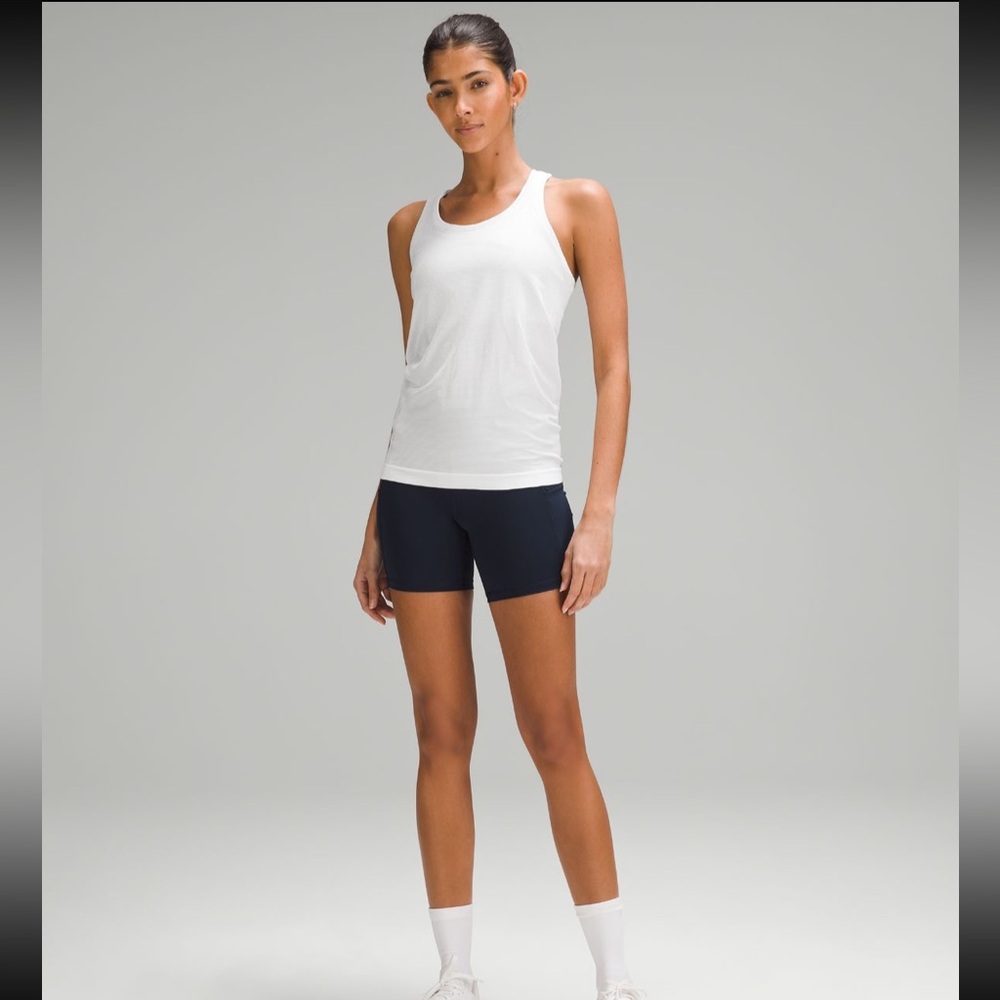 Lululemon Swiftly Tech Racerback Tank Top in White, size 4 NWT